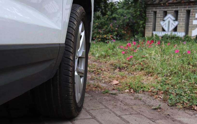 捷达vs5三个油耗显示分别表示什么,捷达vs5百公里油耗表显示3个数据