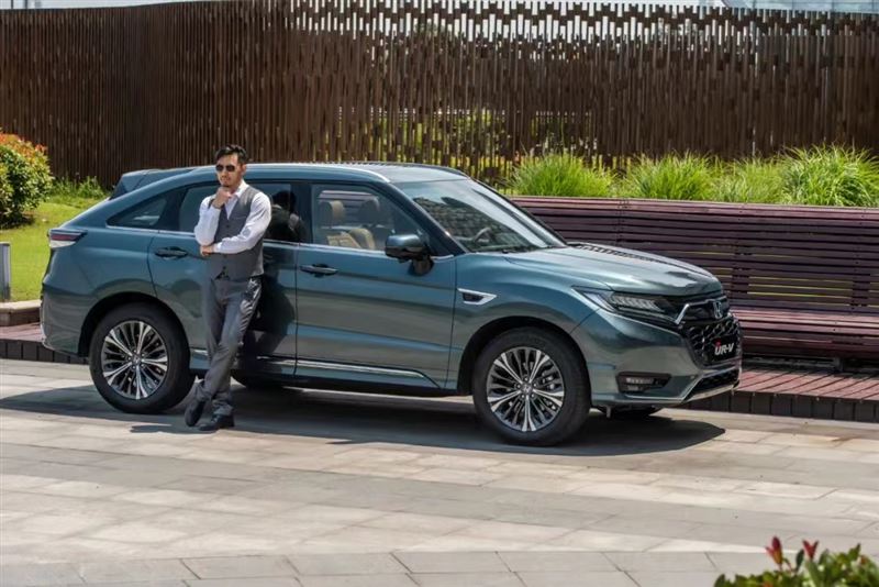 新款本田ur-v实车被曝,全新东风本田ur-v将于今晚上市