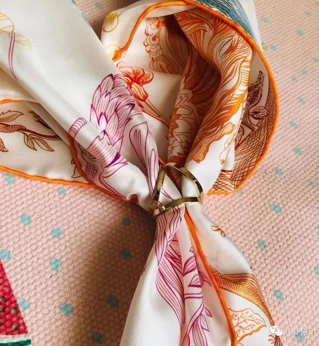 奢侈品热门性价比高的款,奢侈品热门款有哪些款式