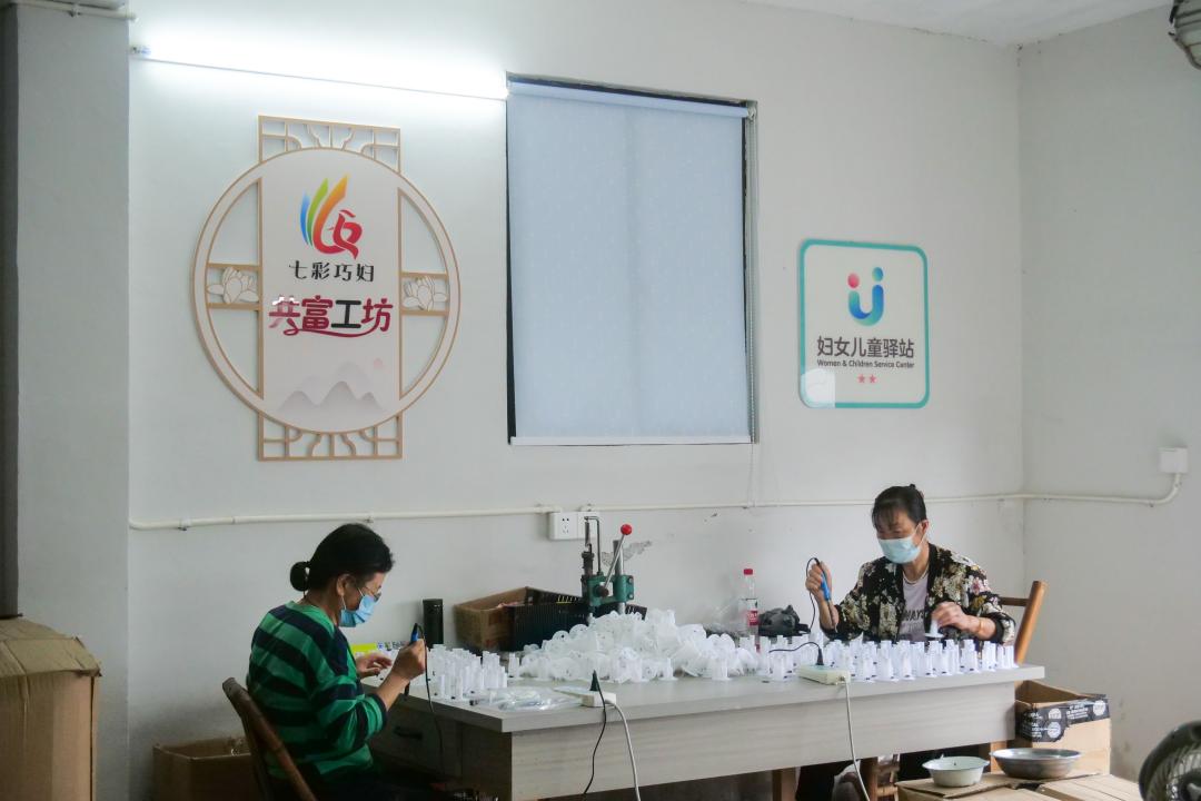 鼓起百姓“钱袋子”！奉化区锦屏街道三“实”并举助力共富工坊