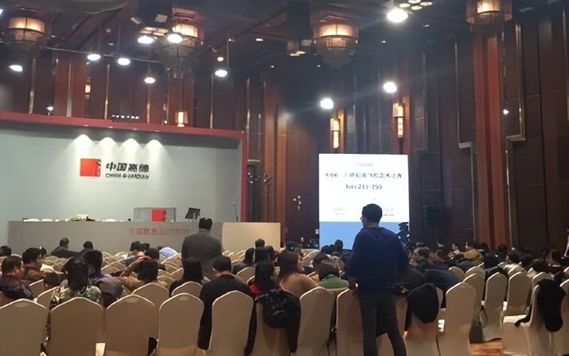 一幅画拍卖价格过亿元全凭炒作,一张白画卖天价