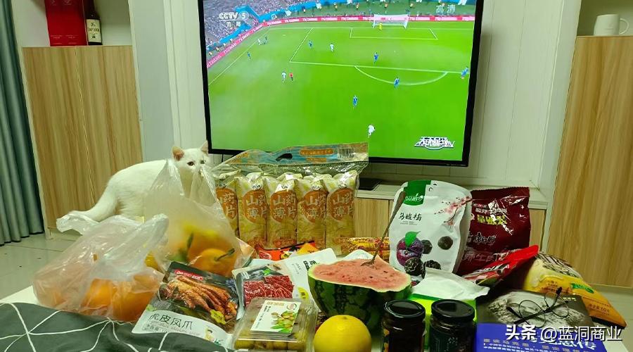 90后创业每个月收益两三亿,90后赚2000万