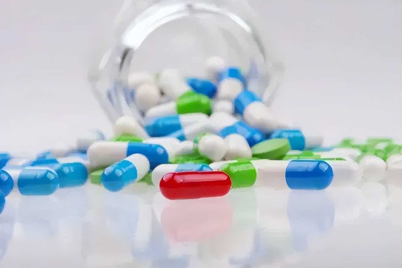 还不到三十每天腰痛,才三十岁就开始腰背痛