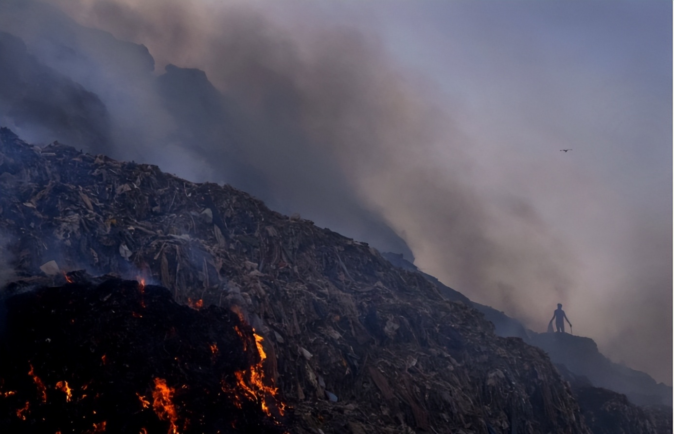 甲烷对全球变暖的贡献是二氧化碳,全球变暖与碳排放量