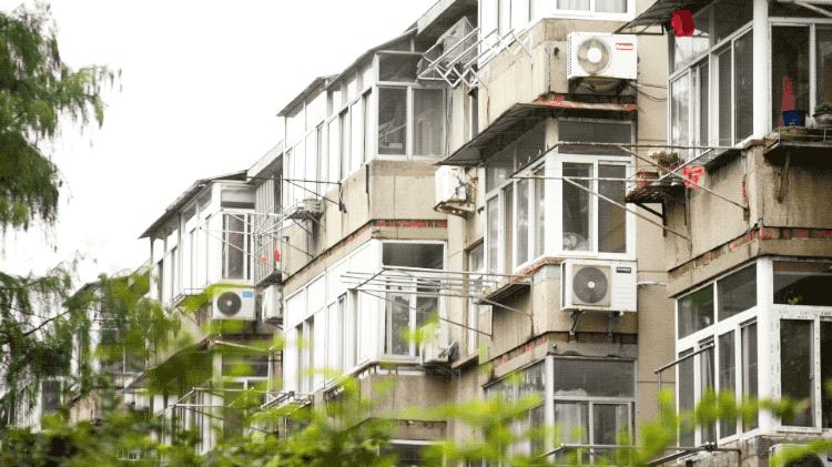 家里老人摔倒该怎么办,家里老人跌倒了买什么东西比较好