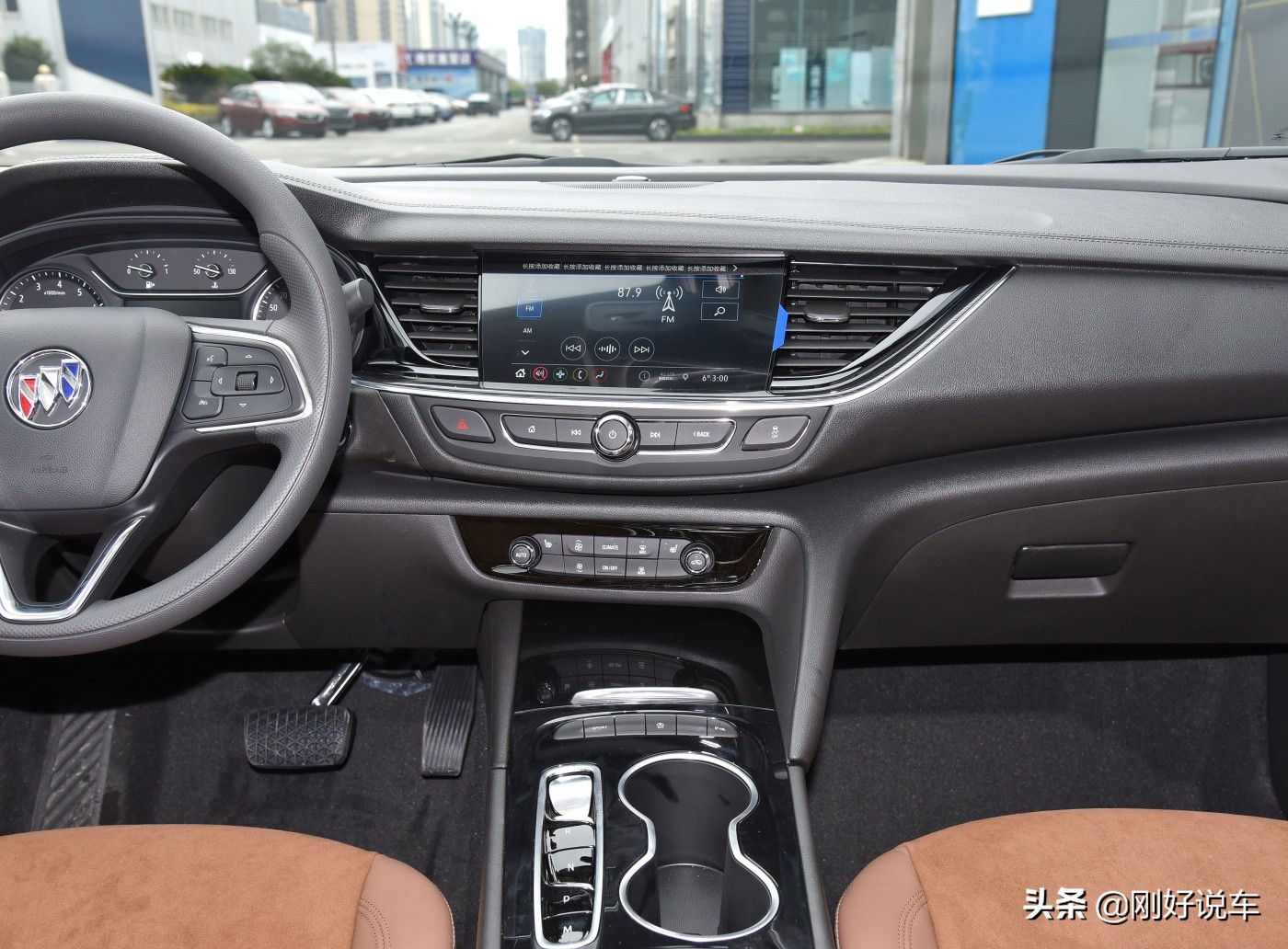 别克君威一二款,别克君威三大件如何看配置