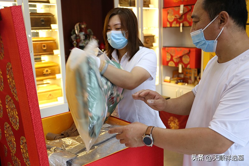 寿衣可以是真丝的吗,现在的寿衣多用什么面料