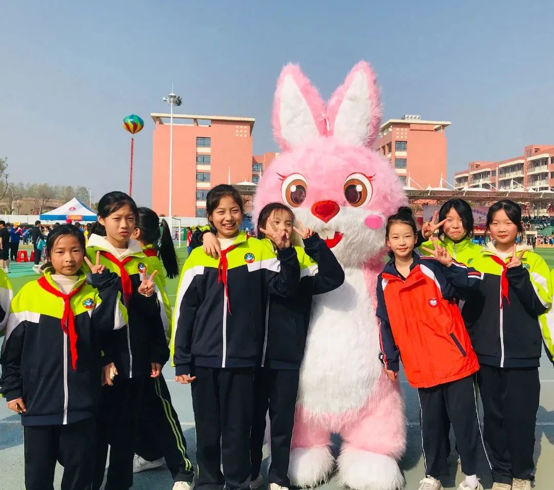 随县第三届“新华杯”中小学生运动会在炎帝学校举行