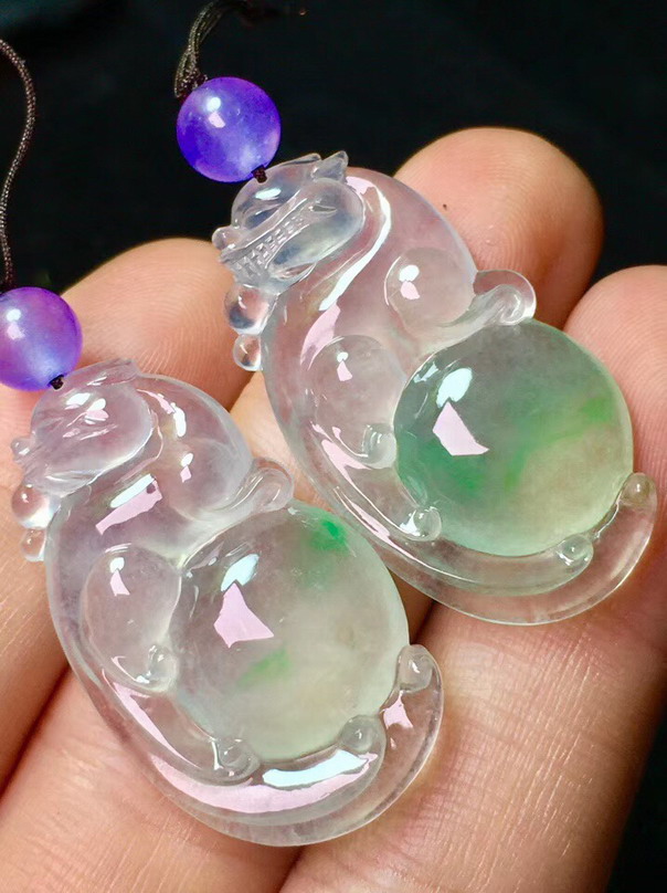 翡翠和玉有什么区别怎么辨认,翡翠和玉的区分