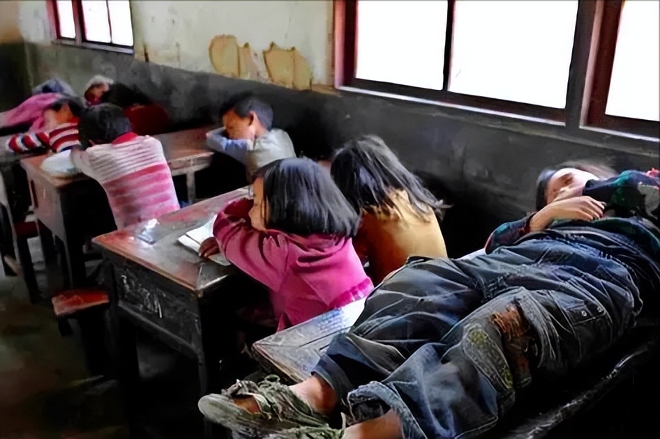 穷人不该生娃是哪个高材生说的,女大学生说穷人不该生娃