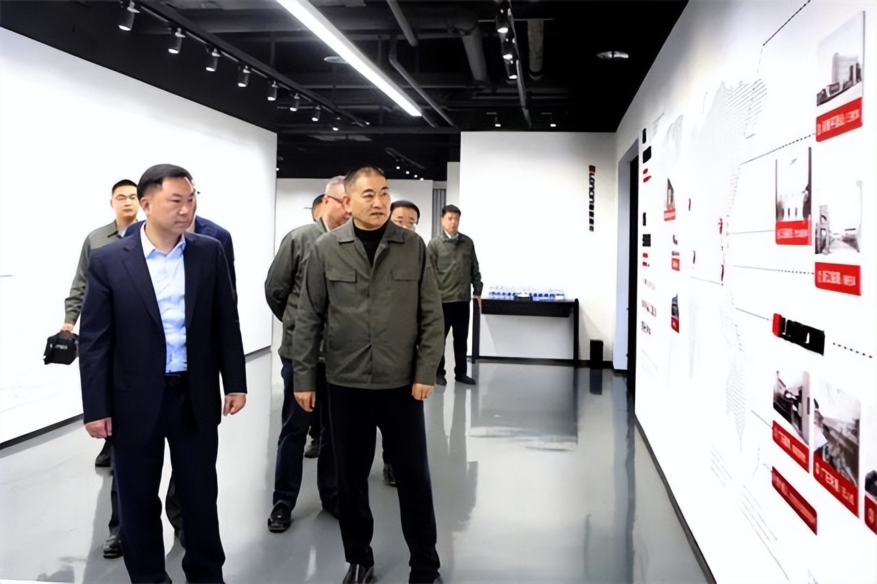 涂建华中国富豪榜排名,重庆富豪涂建华摩托车