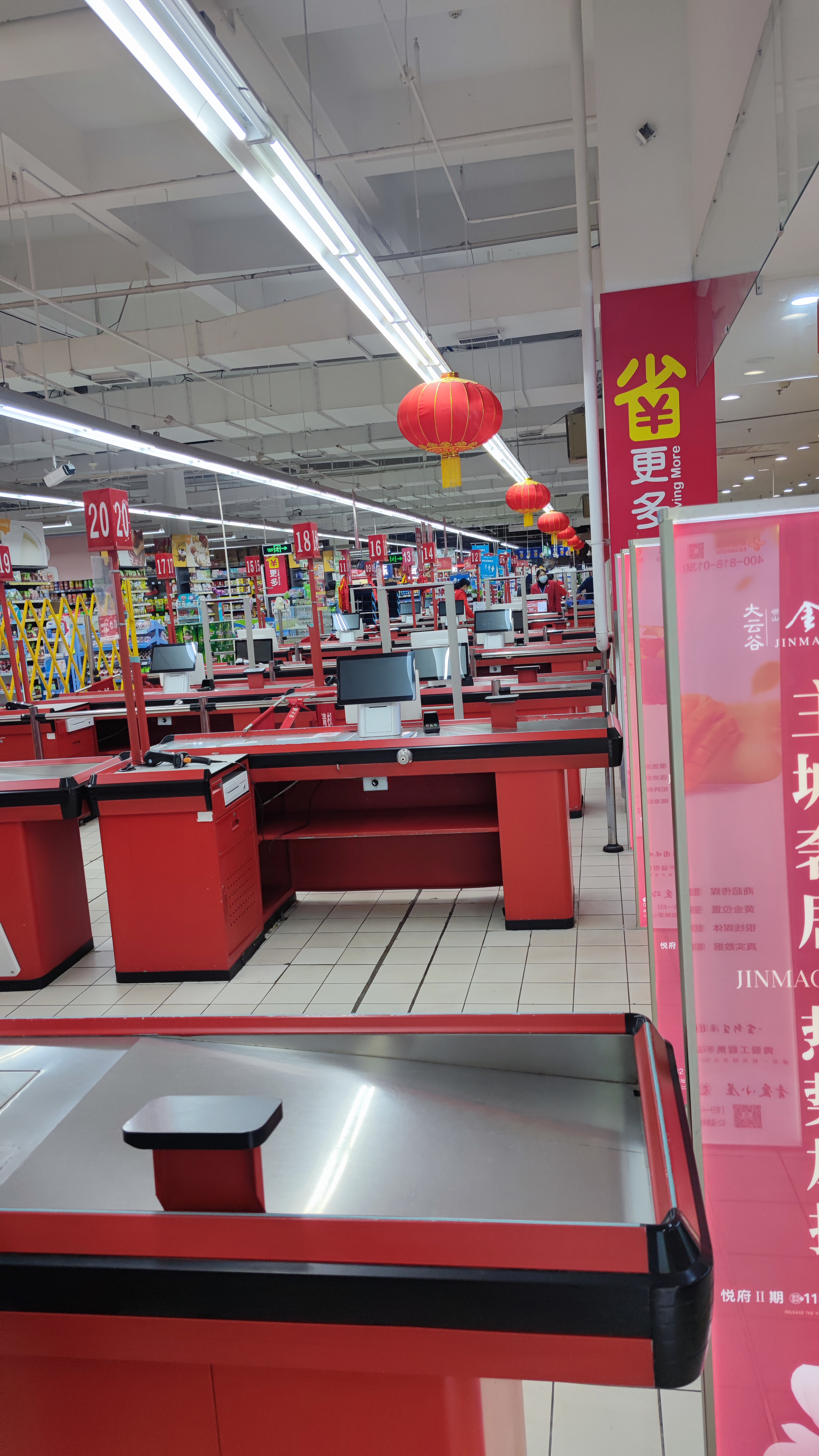 家乐福新零售趋势,盈利下滑家乐福借外力抢滩新零售