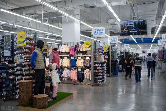 狂赚73亿！“直男天堂”迪卡侬，靠拿捏中国女人翻身