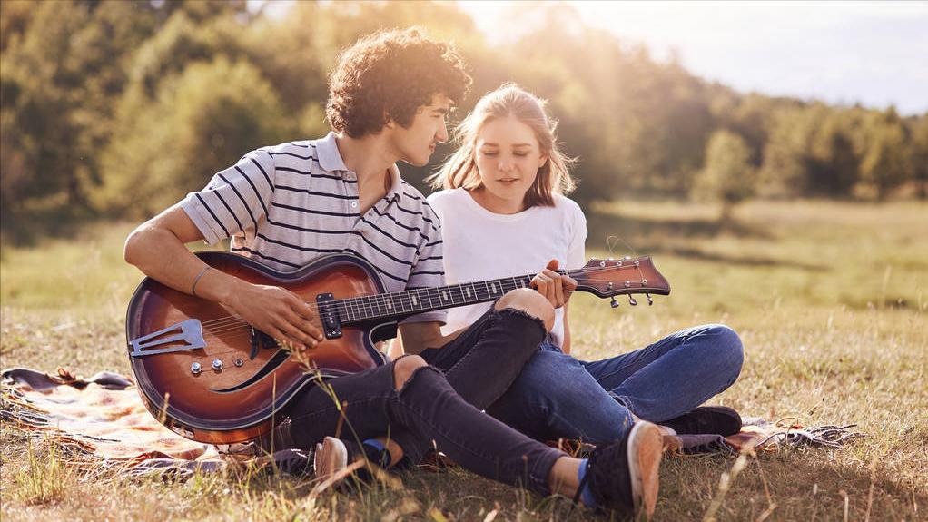 初中同学和高中同学,高中同学关系好还是初中同学好