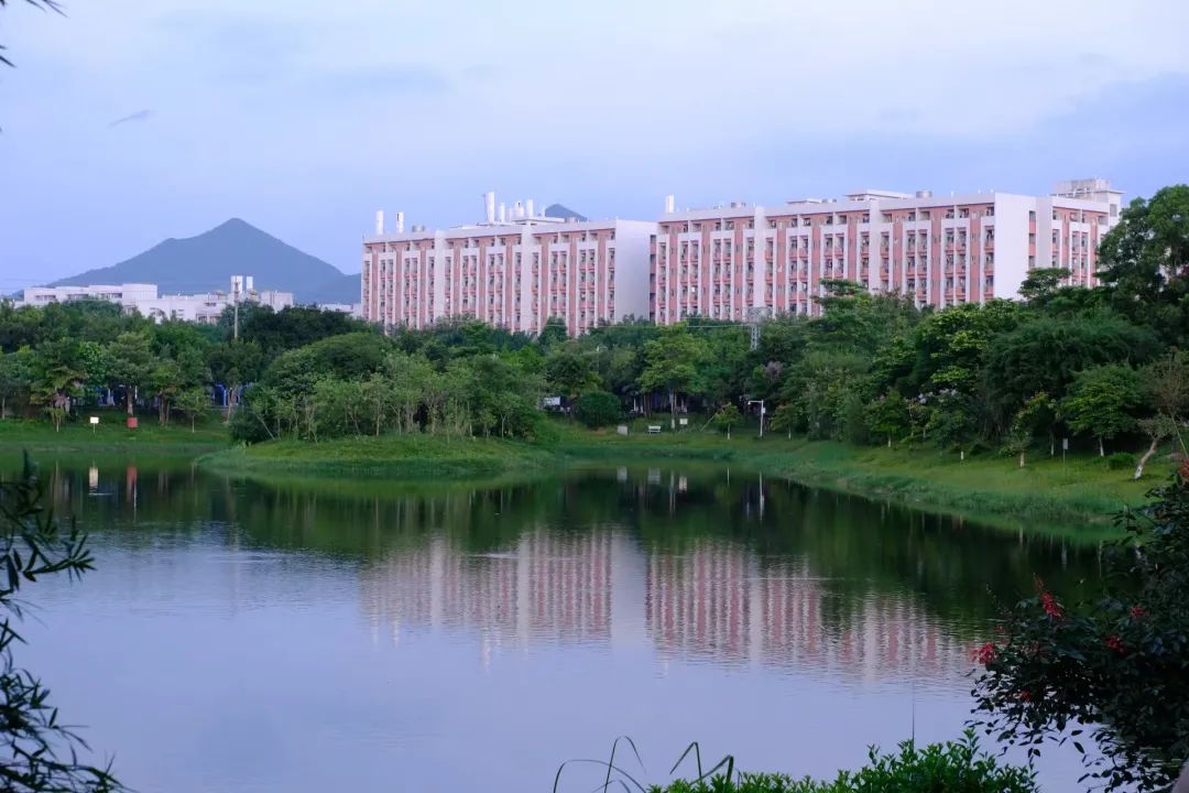 骞垮窞鍩庡缓鑱屼笟瀛﹂櫌鍙傝,骞垮窞鍩庡缓鑱屼笟瀛﹂櫌淇℃伅宸ョ▼