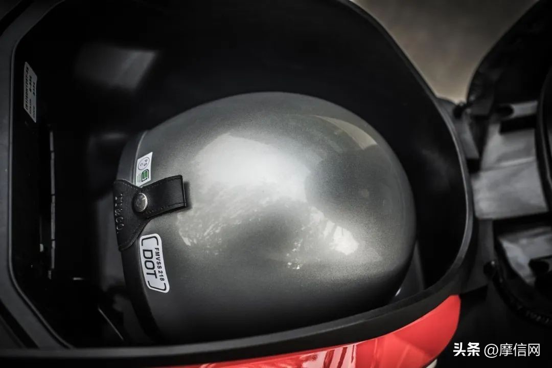 新大洲本田ns125la驾驶感受,新大洲本田NS125LA优点和缺点