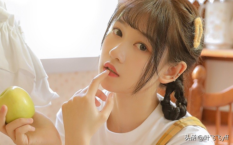 女人喜欢你不会回你信息,女人喜欢你却不说的表现