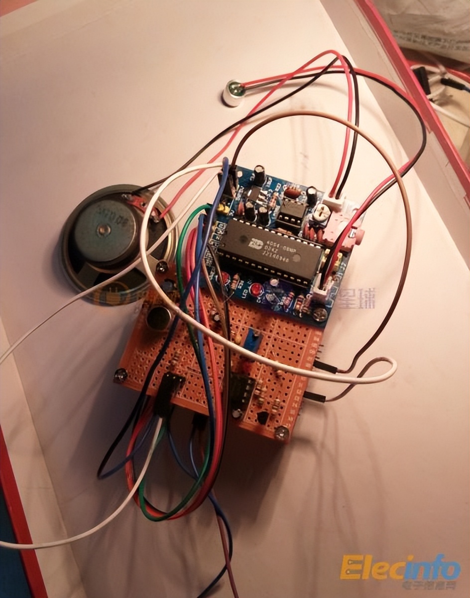 isd4004里面有51单片机吗,51单片机智能门铃仿真图