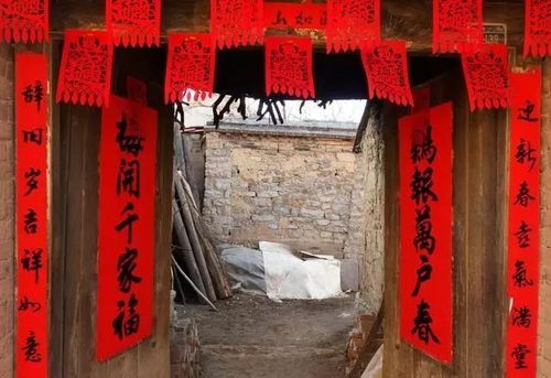 春联不要怎么处理,春联不能乱贴入户门