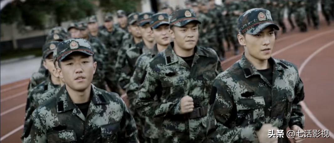 Q2观剧指南,军旅片年代片皆有“王炸”,悬疑题材多面开花