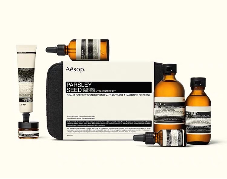 欧美最近很火的美妆,欧美清淡美妆