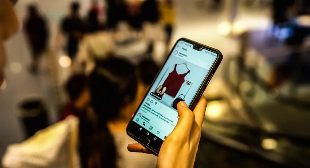 这届00后年赚过亿、掘金TikTok，看完我酸了...