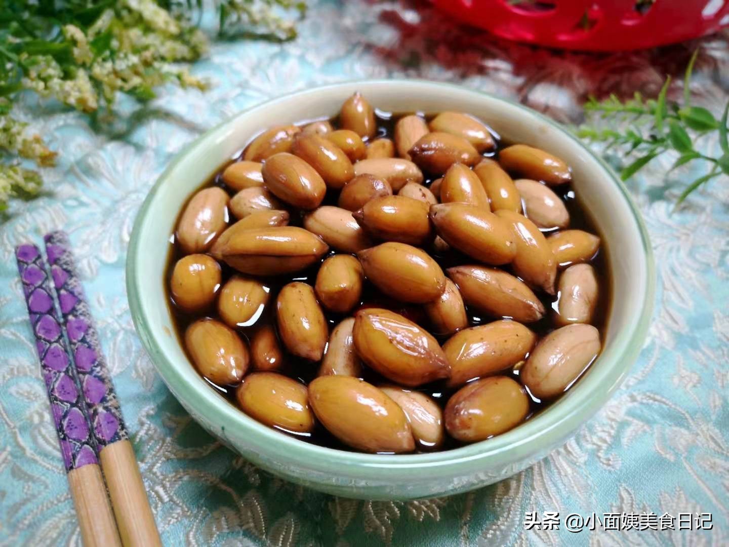 女人到了40岁建议多吃这几样,女性过了40岁推荐常吃3种食物