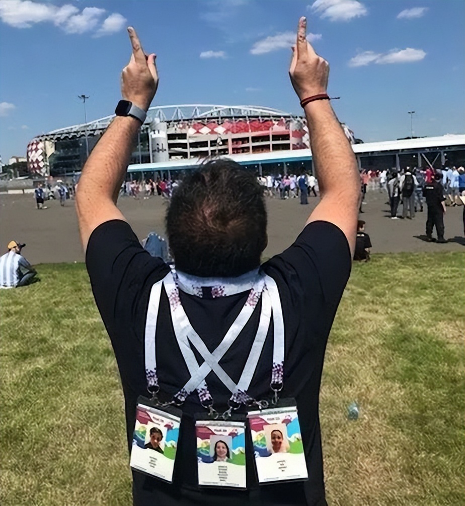 足球故事中的感动,足球球迷的感人故事