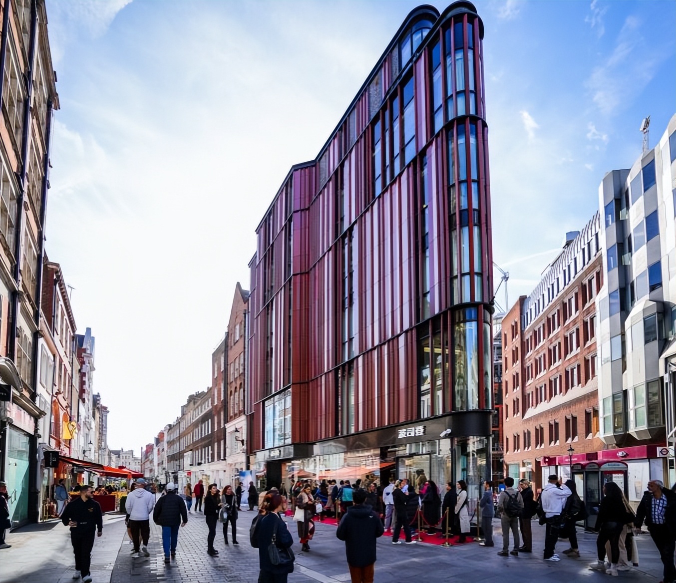 波司登旗舰店伦敦,波司登羽绒服新款发布会