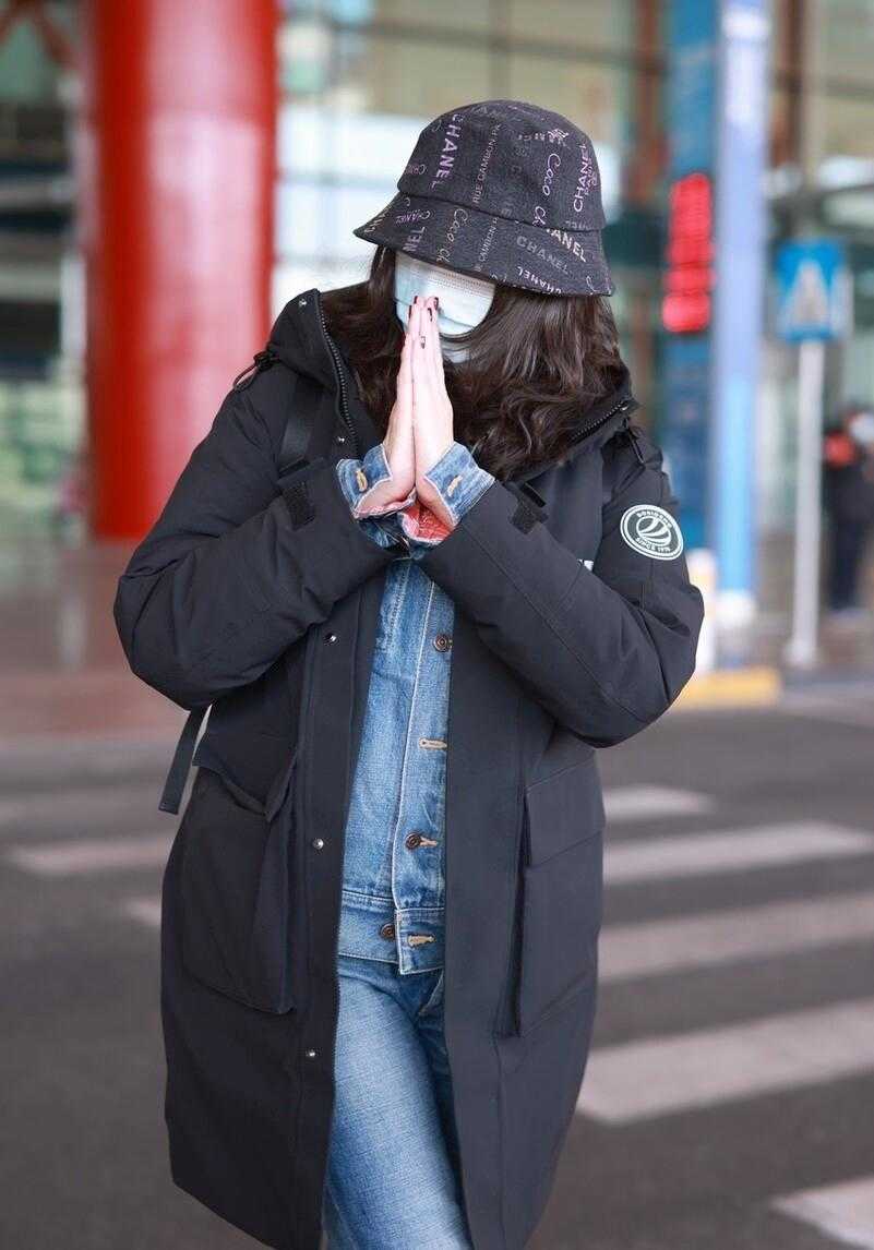 宋佳白裤子穿搭,宋佳牛仔外套搭配图片