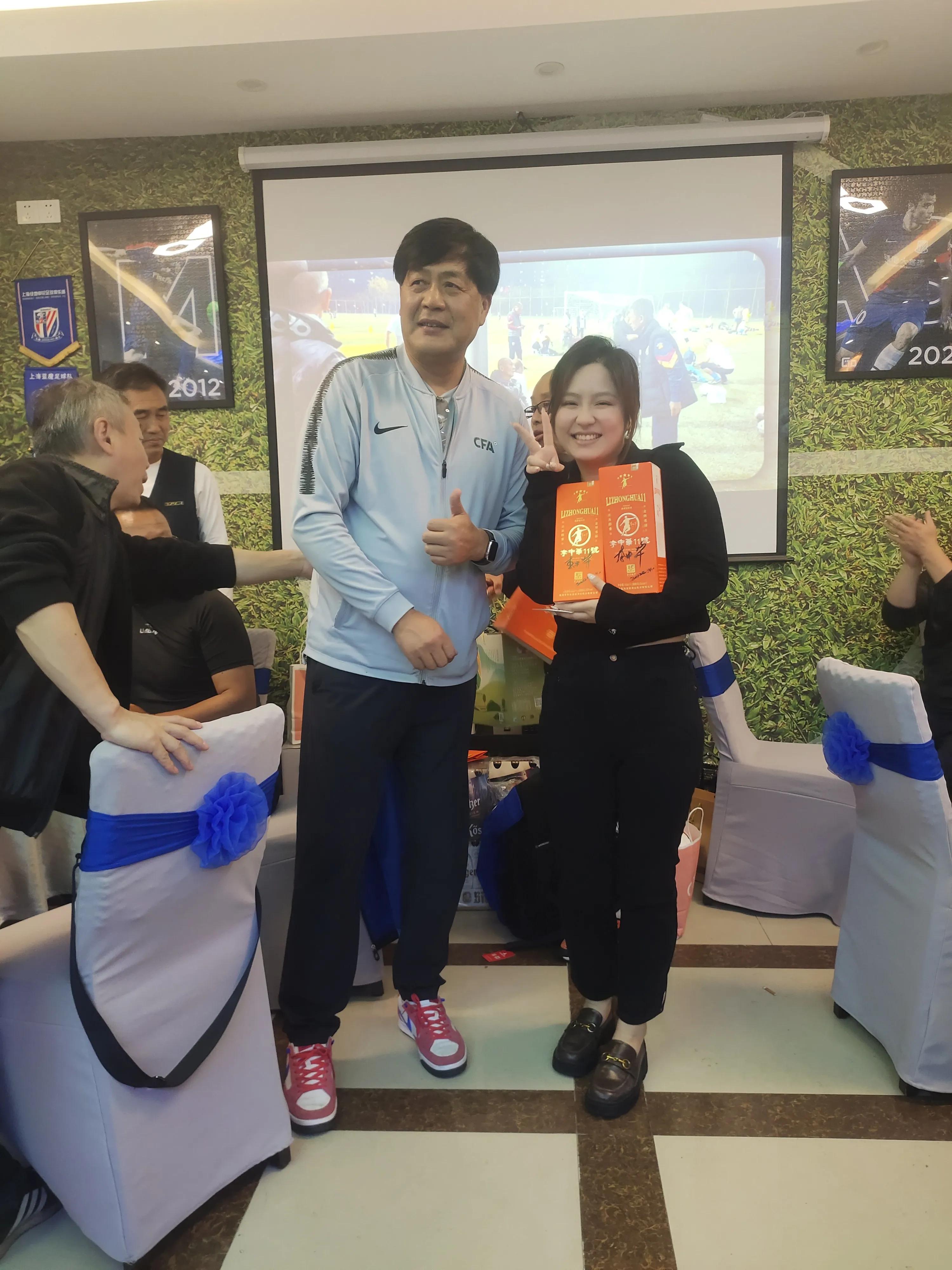 上海申花李中华,上海球员李中华