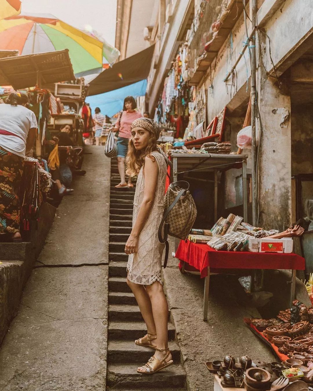 女人为什么买奢侈品包好看一点,女人为什么花钱买包