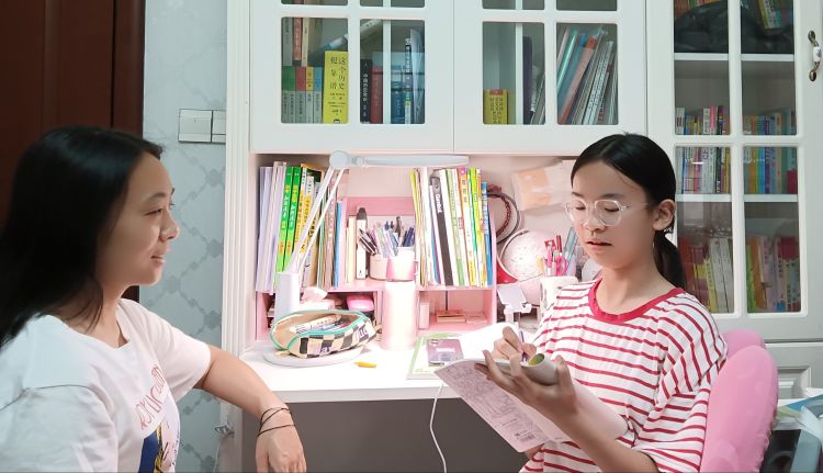 曾都区编钟学校优秀教师,师者如光微以致远演讲背景音乐