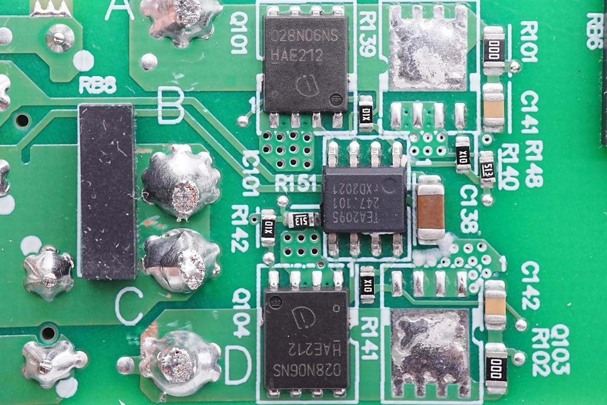 雷蛇笔记本氮化镓适配器,雷蛇330w氮化镓适配器