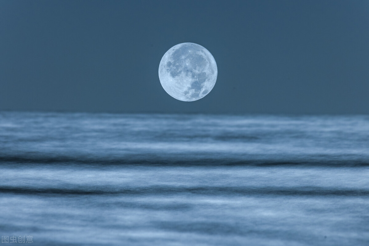 十里莺啼桥上客，邻家钗唤晚来舟——田新智七律诗选