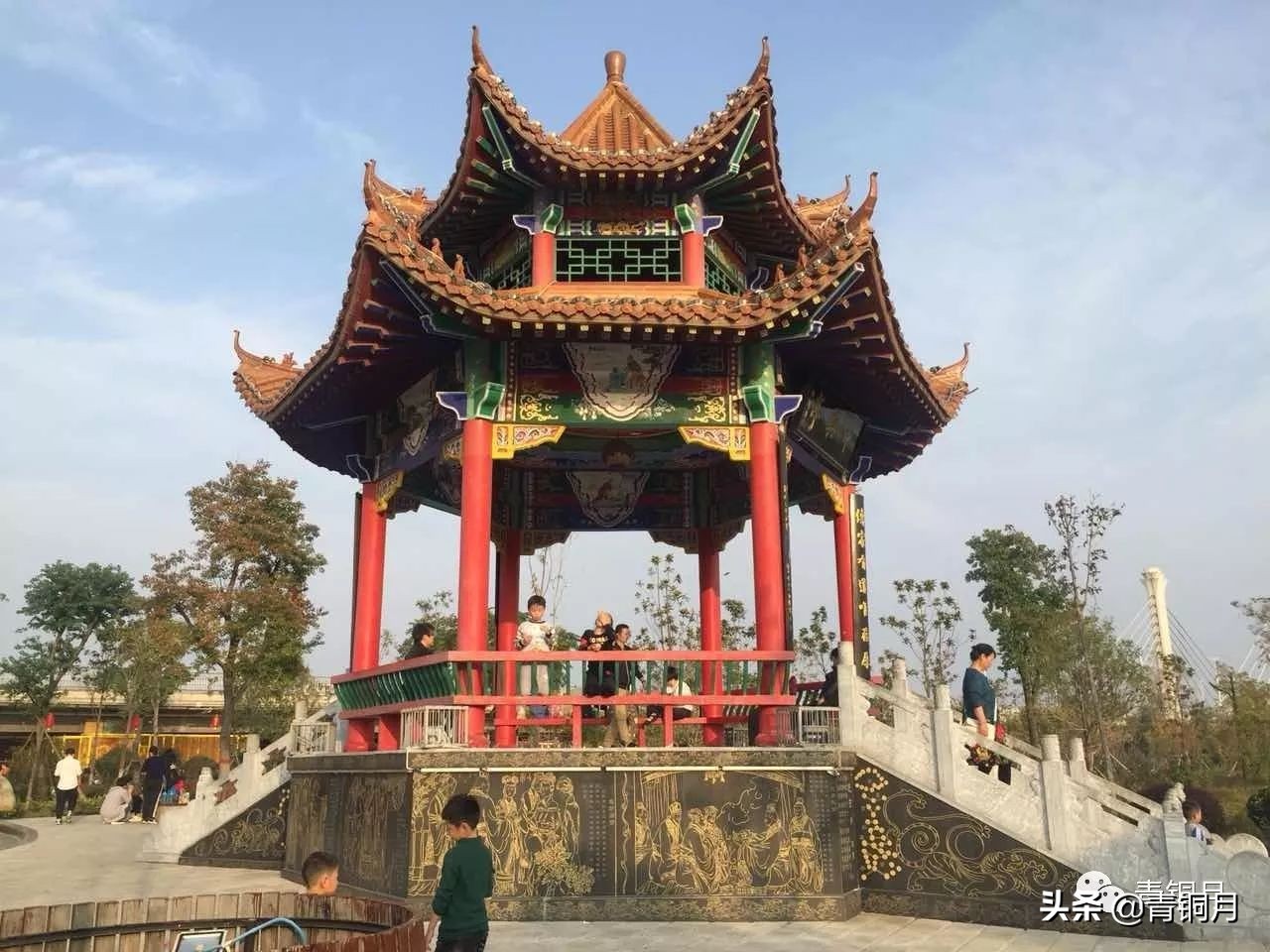 第15课窦跃生散文诗《砖头的艺术》（10万+课程老师讲义）