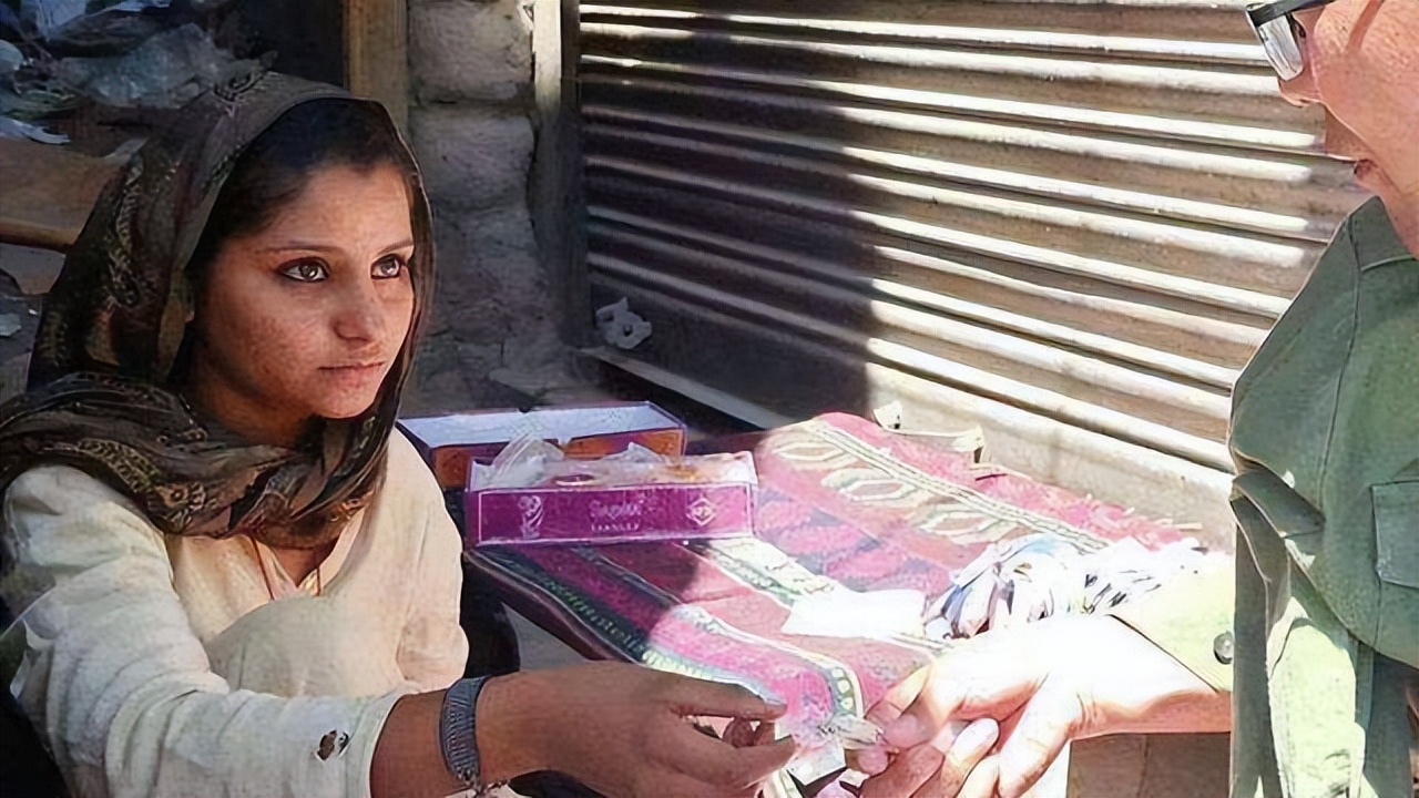 印度女孩嫁给安徽小伙，婚后8年没回国，后带着亲妹妹也嫁到中国