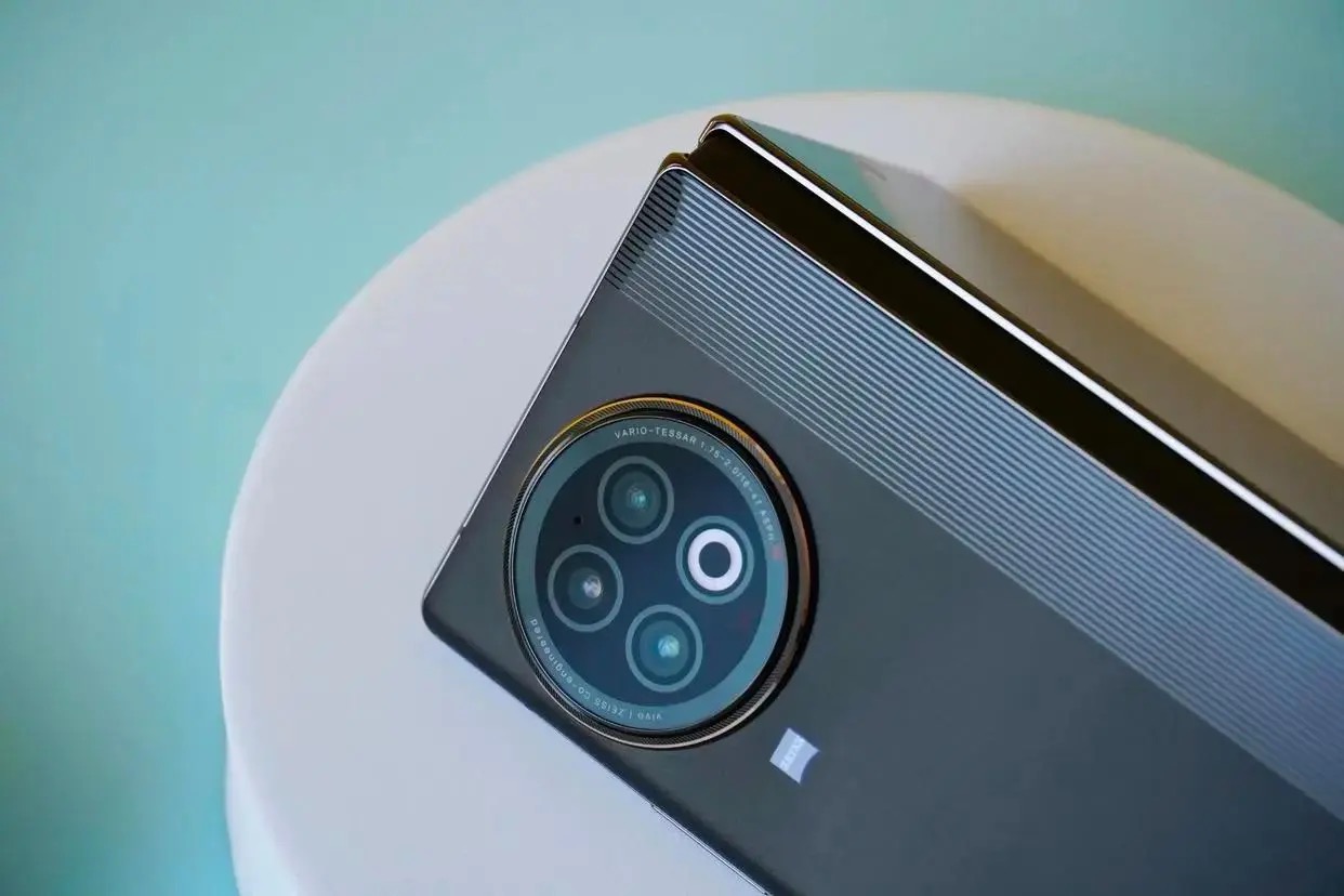 vivoxfold2到底好用吗,vivoxfold2实际上手体验