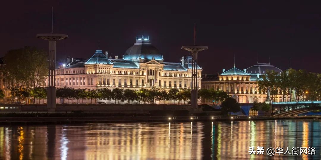 盘点法国最美的十个大学校区！在宫殿里上课是什么体验？