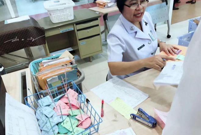 泰国曼谷公立医院：揭秘医疗差异！