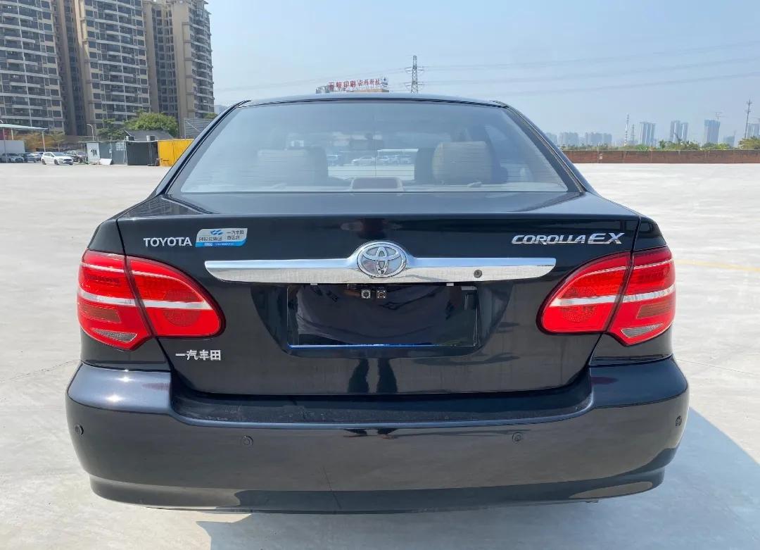 2013款丰田花冠图片大全,丰田花冠2013款1.6自动卓越版内饰