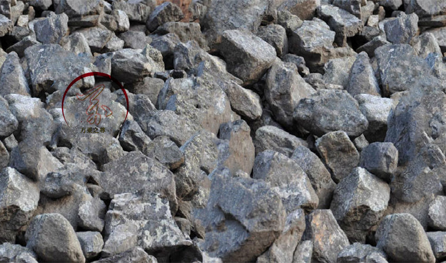 产量只够装备一亿*队军**,中国11种主要*器武**制造材料储备和进口统计