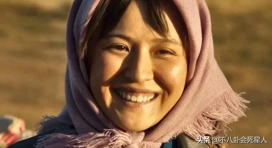 国产剧都是美颜滤镜脸都看不清了,国产剧滤镜下的人物