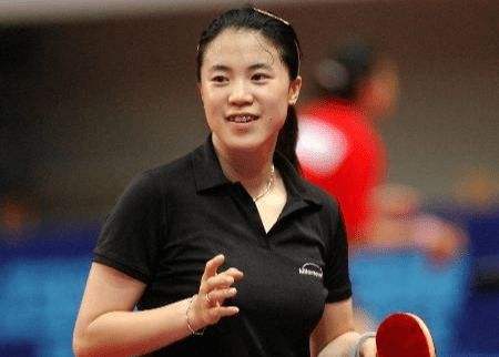 王楠患癌后丈夫的做法令网友泪目,王楠患癌12年