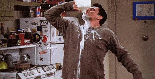 如何区分小孩喝了牛奶没有消化,宝宝喝牛奶肚子咕咕响怎么回事