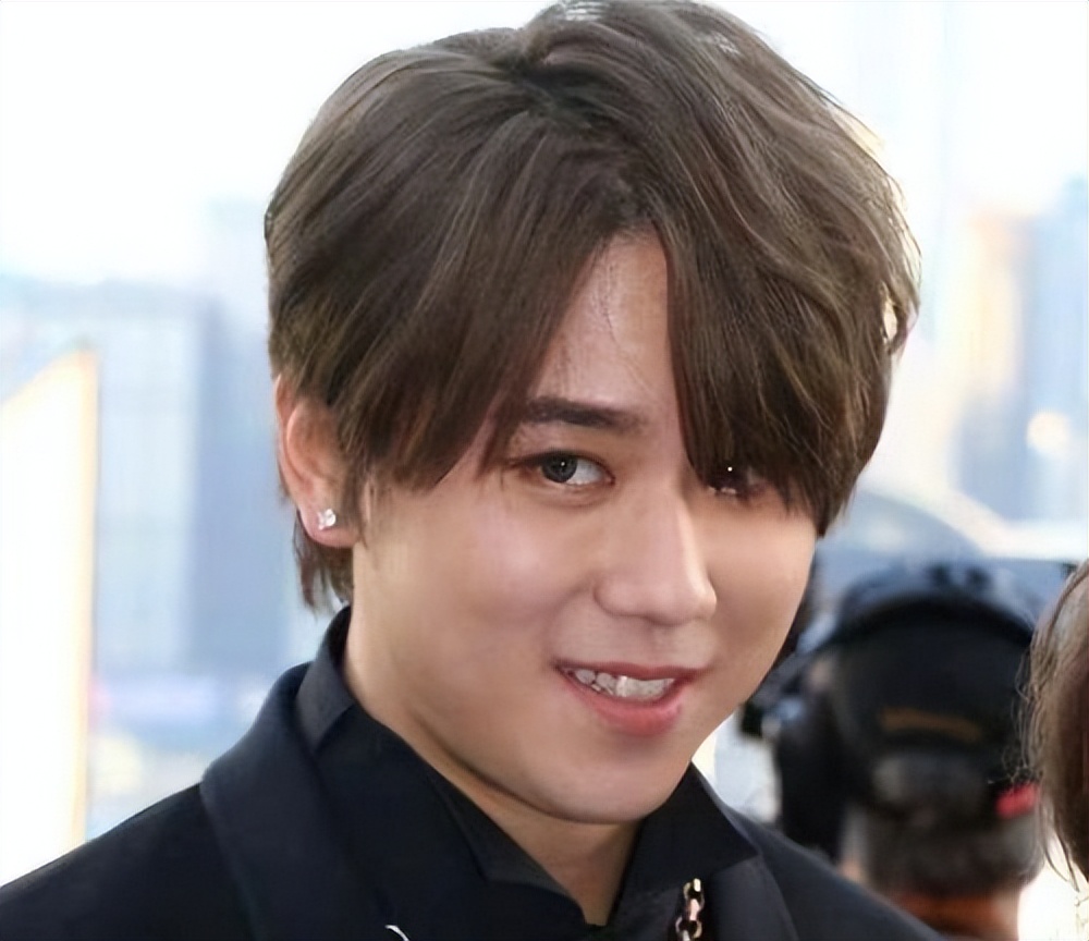 丑得吓退全网的香港新晋顶流男团，一张门票44W？