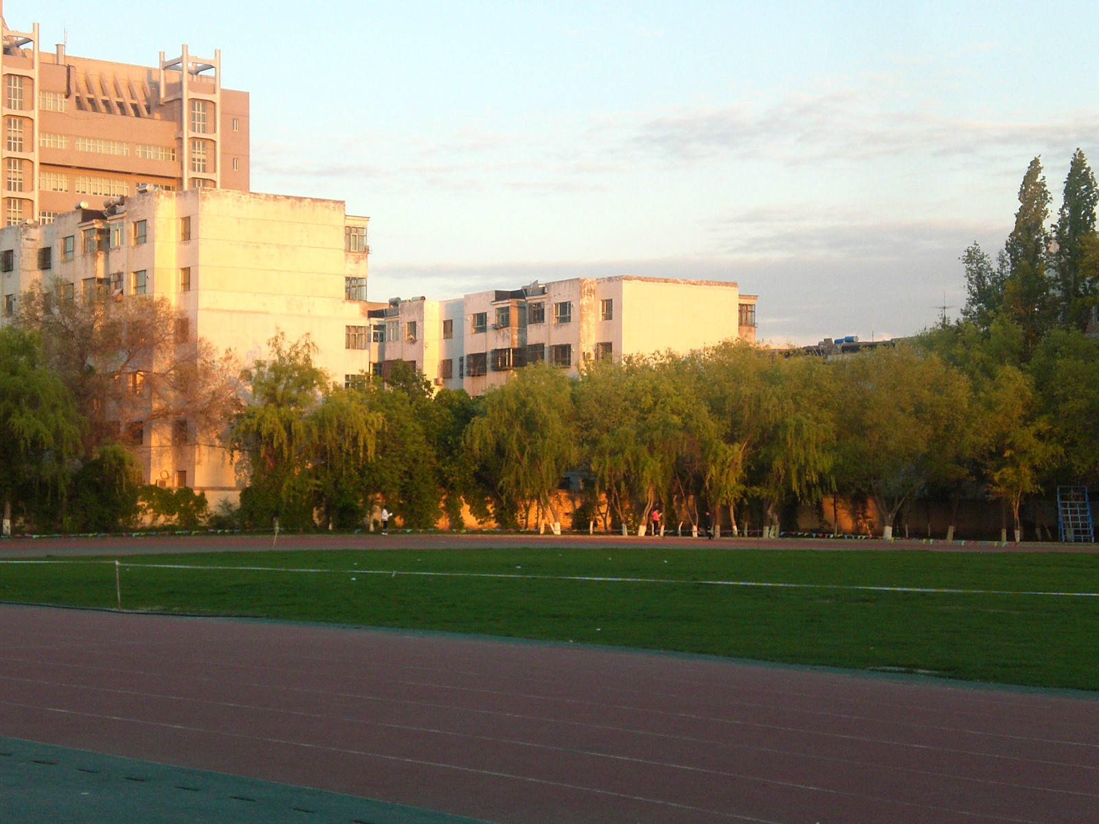 全疆前十名初中,疆内初中班学校排名最新