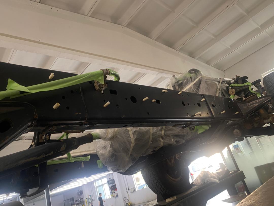 丰田霸道老车翻新升级好的出售,搞工地车翻新