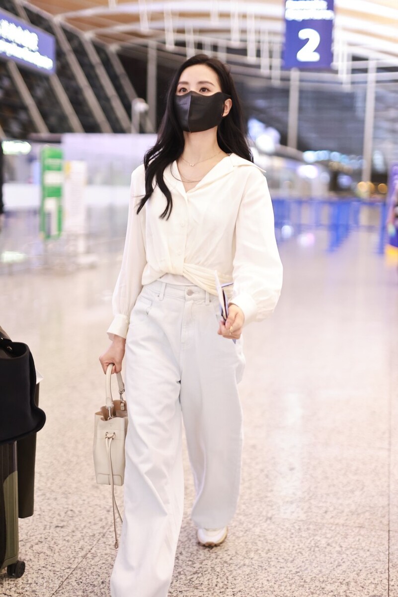 刘诗诗国风休闲衬衫,刘诗诗白色衬衫全身图片大全