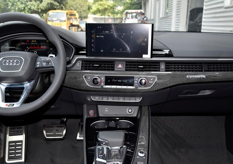 新奥迪rs5最新款两厢版,rs5sportback改装